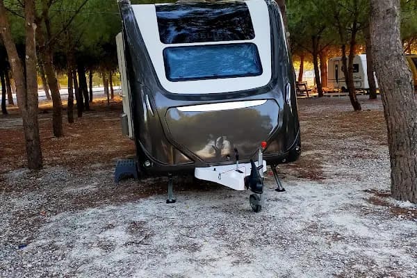 Gölet Karavan Park - Kamp Alanı - Manisa Salihli