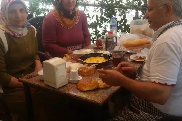 Öztaş Dürüm Döner Kebap Lahmacun - Türk restoranı - İstanbul Esenyurt