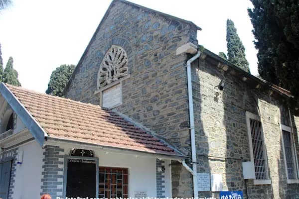 Aya Lefter Rum Mezarlık Kilisesi - Üniversite - İstanbul Adalar