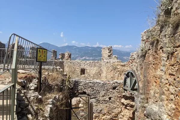 Ehmedek Kalesi - Kale - Antalya Alanya