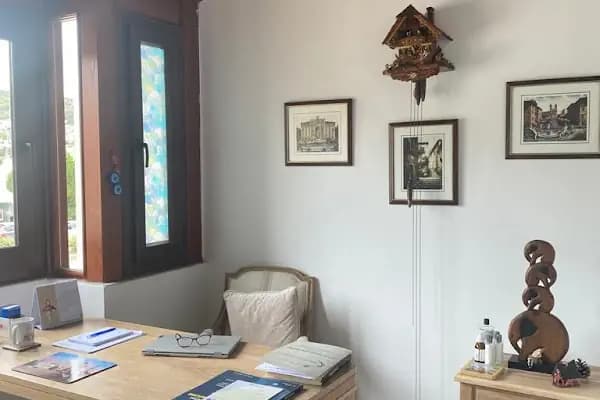 Uzm. Dr. Yasemin Şefika Akdeniz Endokrinoloji ve Metabolizma Hastalıkları Uzmanı - Sağlık Merkezi - Muğla Bodrum