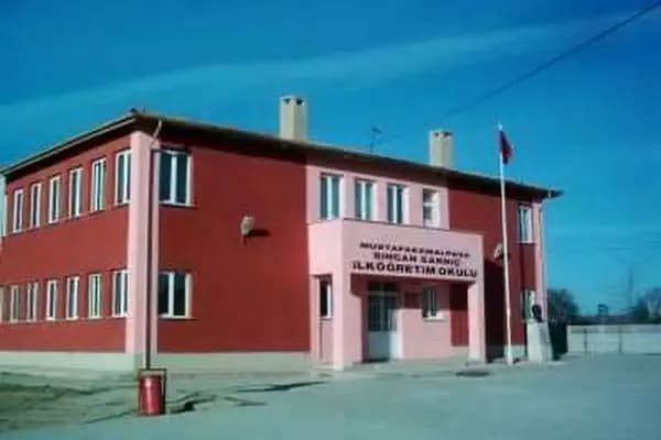 Sincansarnıç İlkokulu Ve Ortaokulu - Okul - Bursa Mustafakemalpaşa