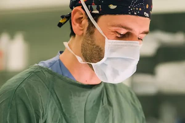 Op.Dr.Furkan Özer - Kulak Burun Boğaz Kliniği - İstanbul Bağcılar