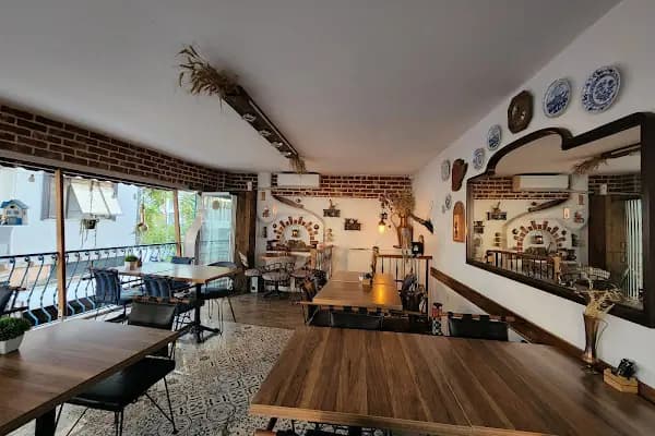 Mavi Köşe Boutique Cafe - Kafe - Balıkesir Altıeylül