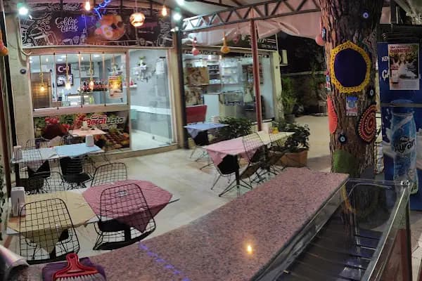 Lavinya Fastfood Kahvalti Meze Kumpir Keşkek Çiğköfte TADINDA AŞK VAR - Kafe - İzmir Bayındır