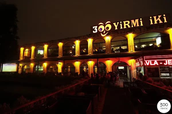 300 Yirmi İki - Kafe - Adana Çukurova