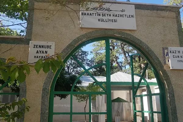 Bahaddin Şeyh hz. Türbesi - Cami - Sivas Zara