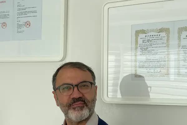 Prof. Dr. Semih Takka - Doktor - İstanbul Kadıköy