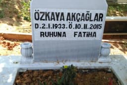 Aydınlı Köyü Mezarlığı