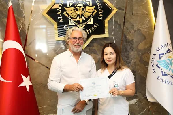 Prof Dr Erdoğan Aslan Kadın Hastalıkları ve Doğum Uzmanı - Kadın Hastalıkları ve Doğum Uzmanı - Antalya Finike