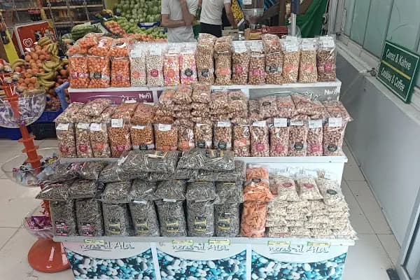 Ali Pehlivanoḡlu - Süpermarket - İzmir Çeşme