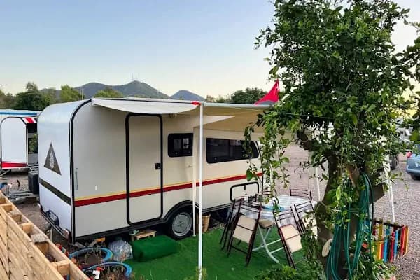 İZMİR AYAZ KARAVAN PARK - Karavan Parkı - İzmir Buca
