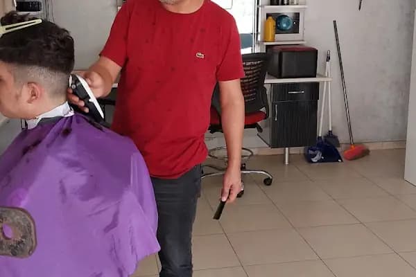 By Baysal Erkek Kuaförü - Berber Dükkanı - Adana Seyhan