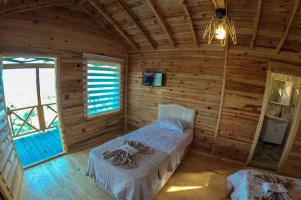 DİKİLİ PAPAYA BUNGALOV EVLERİ - Otel - İzmir Aliağa
