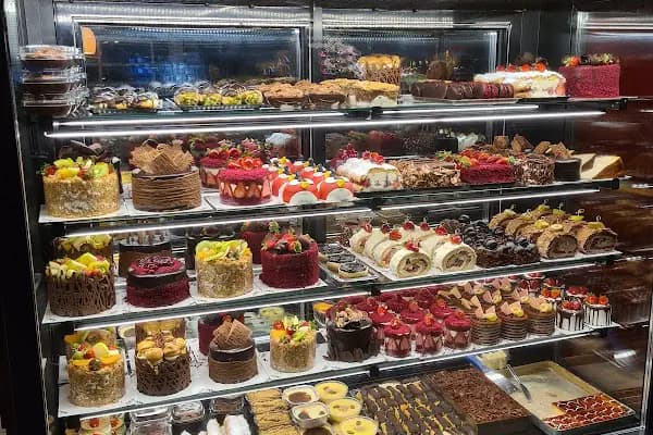 Çapa Ekmek ve Pasta Fırını - Fırın - İzmir Bornova