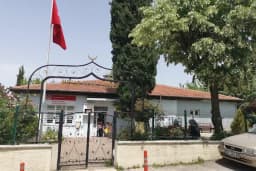 Molla arap türbesi