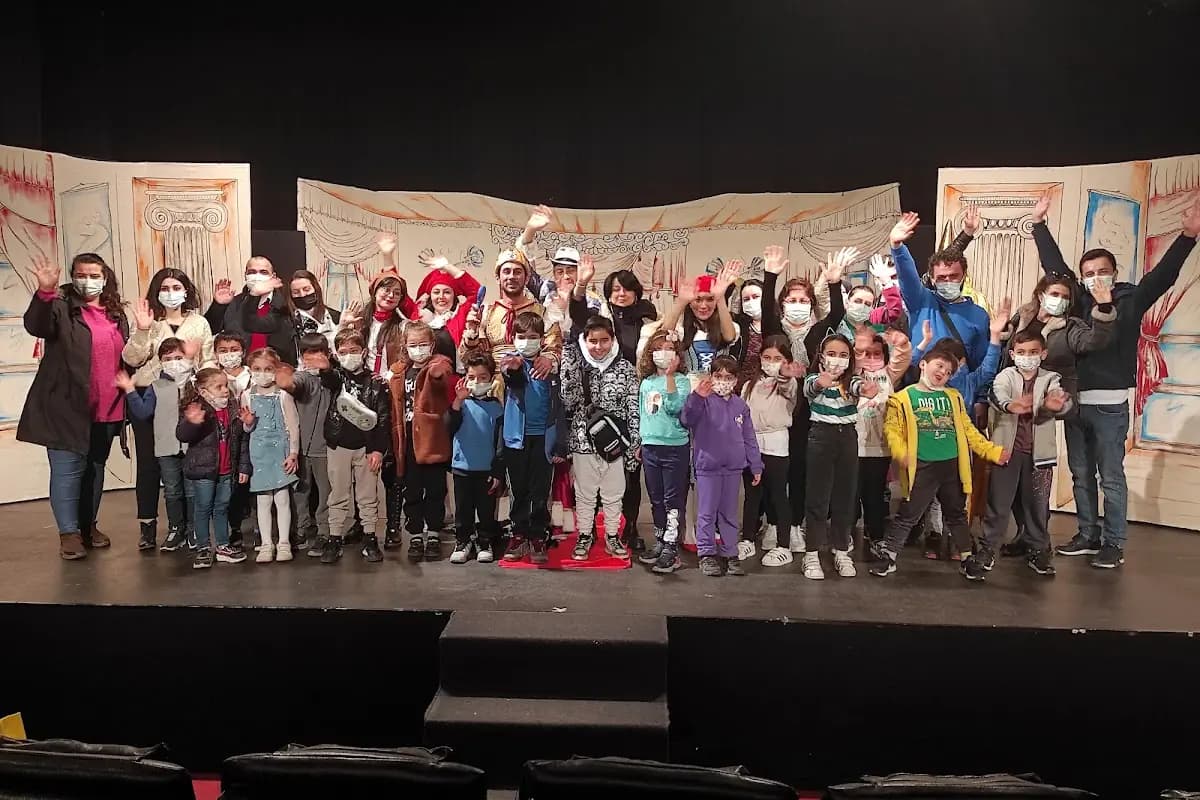 Çocuk Tiyatrosu