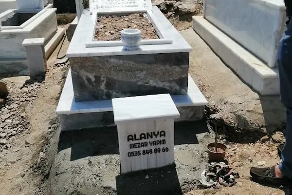 Mezarlık Mescidi - İbadethane - Antalya Alanya