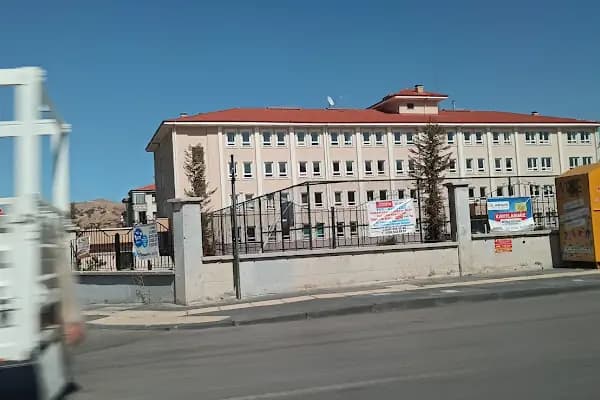 Karapürçek Şehit Osman Kablan Ortaokulu - Okul - Ankara Keçiören