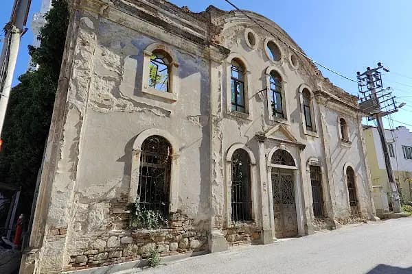 Hagioi Apostoloi kilisesi - Tarihi Yer - Bursa Mudanya
