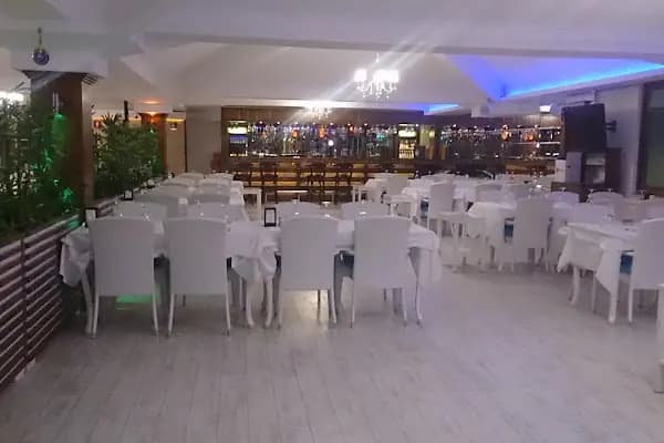 Zeytin Restaurant - Restoran - Aydın Bozdoğan
