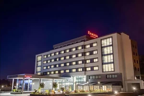 RAMADA BY WYNDHAM İZMİR ALİAĞA - Otel - İzmir Aliağa