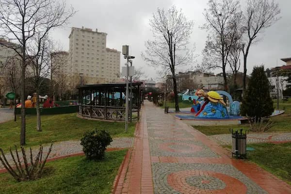 Atatürk Parkı - Park - İstanbul Küçükçekmece