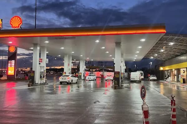 ZINGIL AKARYAKIT A.Ş - SHELL BOĞAZKÖY - Benzin İstasyonu - İstanbul Arnavutköy