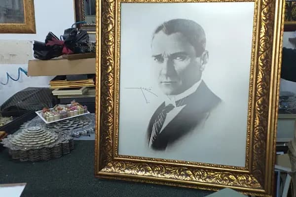 Öz İlgen Cam Çerçeve - Fotoğraf Çerçevesi Satıcısı - Ankara Altındağ