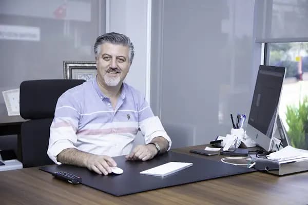 Prof. Dr. Adnan Ayvaz, Çocuk Nöroloji Uzmanı - Nörolog - İstanbul Ataşehir