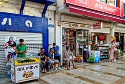 Vira Market