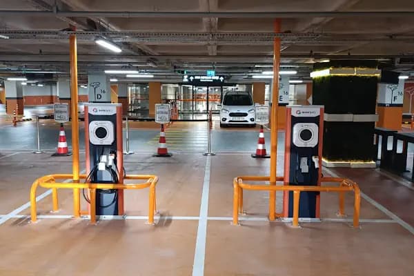Solarşarj Şarj İstasyonu - Elektrikli Araç Şarj İstasyonu - İzmir Karşıyaka