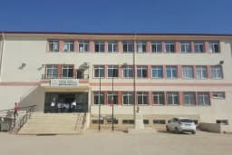 Yukarı Karavaiz Ortaokulu