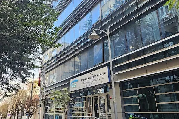 T. C. Sosyal Güvenlik Kurumu İstanbul İl Müdürlüğü Şişli Sosyal Güvenlik Merkezi - Devlet Dairesi - İstanbul Bağcılar