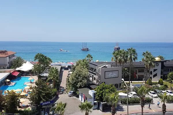 Delfino Otel - Otel - Antalya Döşemealtı