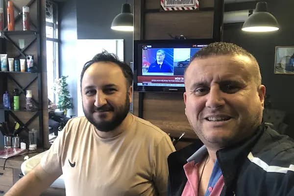 Altın Makas Erkek Kuaförü - Berber Dükkanı - İstanbul Pendik
