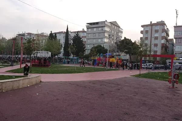 Aliya İzzetbegoviç Parkı - Park - İstanbul Esenler