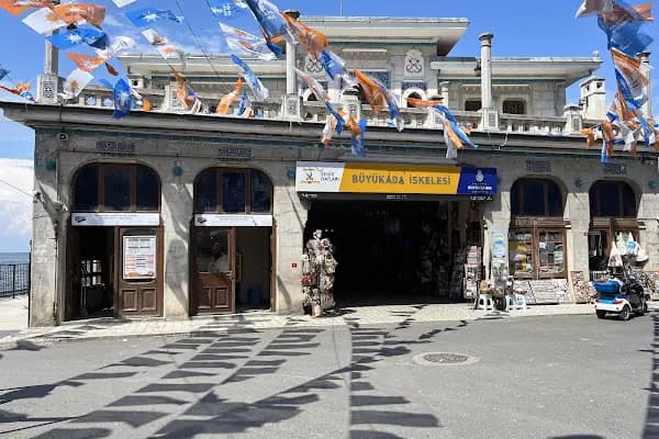 Büyükada - Ada - İstanbul Adalar