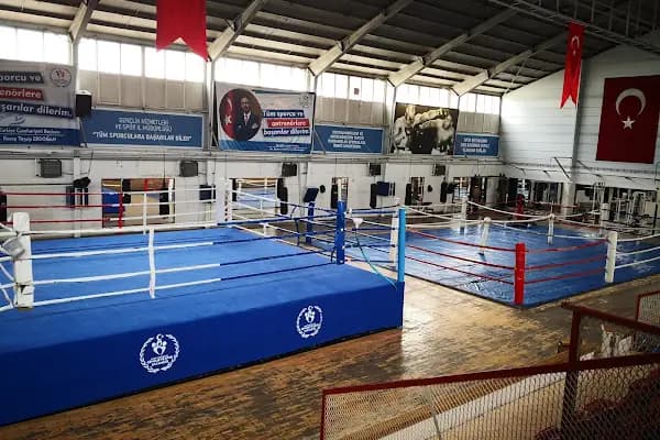 19 Mayıs Spor Tesisleri - Spor kompleksi - Ankara Altındağ