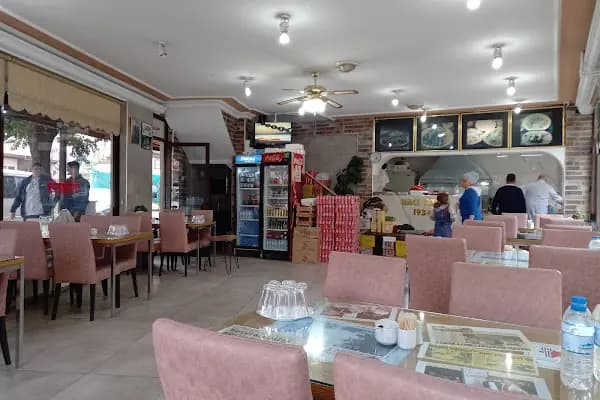 Hacı Aziz İnegöl Köftecisi - 1934 - Aile restoranı - Bursa İnegöl