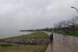 Karşıyaka Sahili