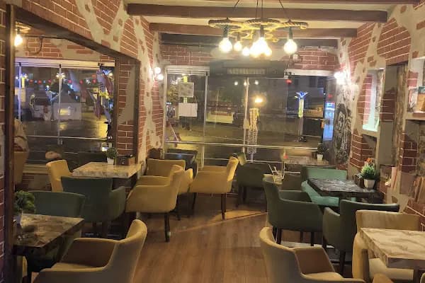 Cafe Lavinya - Kafe - İstanbul Esenler