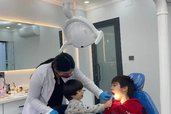 Diş Hekimi Özge Füsun MESUTOĞLU - Diş Hekimi - Adana Karaisalı