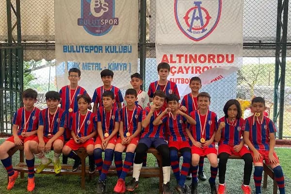 Altınordu Çayırova Futbol Okulu - Futbol Kulübü - Kocaeli Çayırova