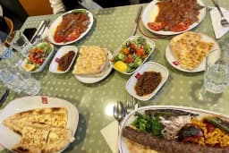 Arzay Café Resto &amp; Fatoş Mantı