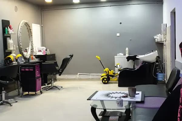 Almila Bayan Kuaförü - Güzellik Salonu - İstanbul Ataşehir