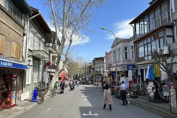 Araba Meydanı - Otobüs Durağı - İstanbul Maltepe