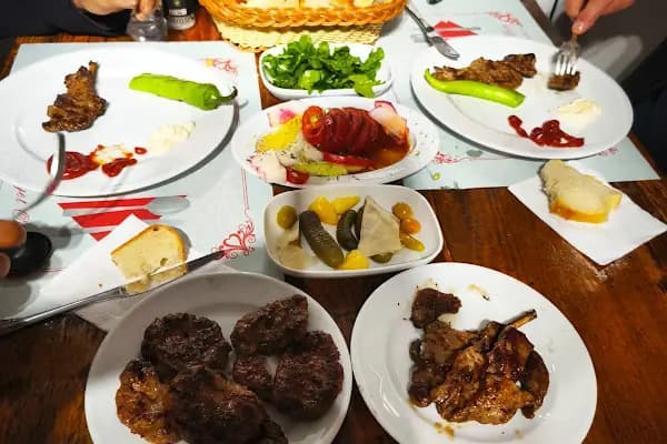 Berronya Restoran (Et, Balık, Köfte, Kahvaltı) - Yiyecek Temini ve İkram Hizmeti - Bursa Yenişehir