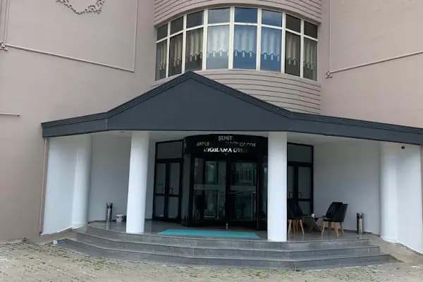 ŞEHİT ABDULLAH TAYYİP OLÇOK UYGULAMA OTELİ - Otel - Bursa İnegöl