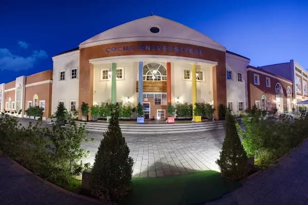 ULUSLARARASI ÇOCUK ÜNİVERSİTESİ TURGUT ÖZAL - Okul Öncesi - Adana Çukurova